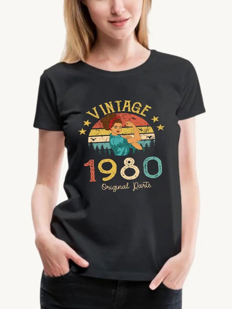 

Vintage 1980 1981 1982 Summer Womens Tops Tees Tee shirt Classic Graphic Retro Birthday Gift for Mom Wife Girl Woman Tshirts