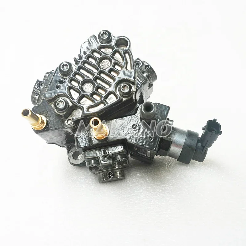 Лучшая цена дизельные насосы Foton View детали двигателя топливный насос 4990601