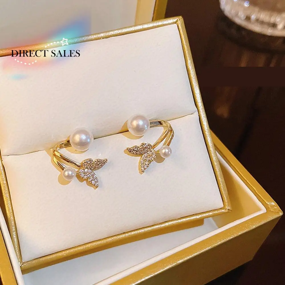 

Korean Vintage Pearl Crystal Earrings For Women Jewelry High-class Luxury Zircon Butterfly Girls Stud Earrings Wedding Gift
