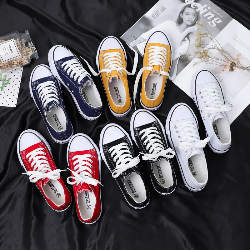 

New Men Canvas Shoes Breathable Classic Men Vulcanized Shoes Couple Summer Fashion Sneakers Men Casual Shoes Shoes Women