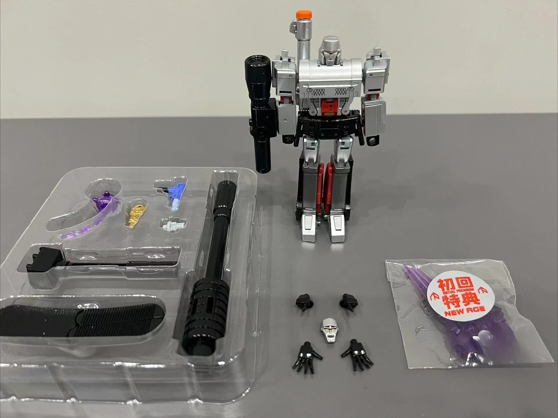 В наличии Трансформер Newage NA H9 G1 цвет H9EX металлический Мегатрон мг танк