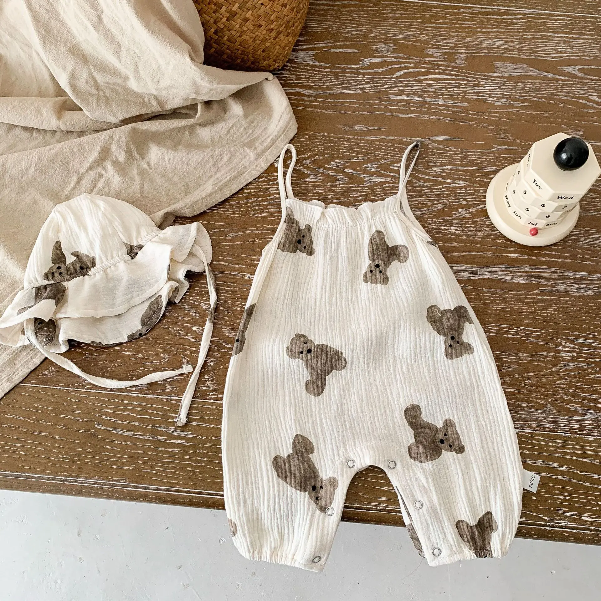 

RiniLucia Summer Newborn Baby Boys Animal Print Girls Cotton Romper Sleeveless Button Jumpsuit Playsuit Overalls Casual Outfits