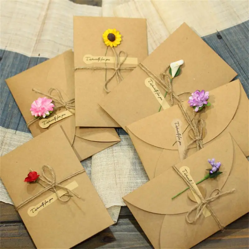 

10 Pcs Dried Flowers Greeting Card DIY Retro Kraft Paper Handwritten Blessing Greeting Cards Valentine's Day Invitation Envelope