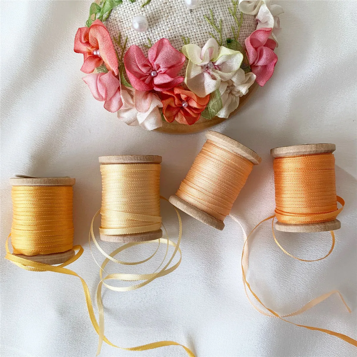 2 мм x 20 м/рулон, 4 рулона, один комплект из 100% шелковой ленты для вышивки, тонкая тафта, Высококачественная шелковая лента, ручная работа