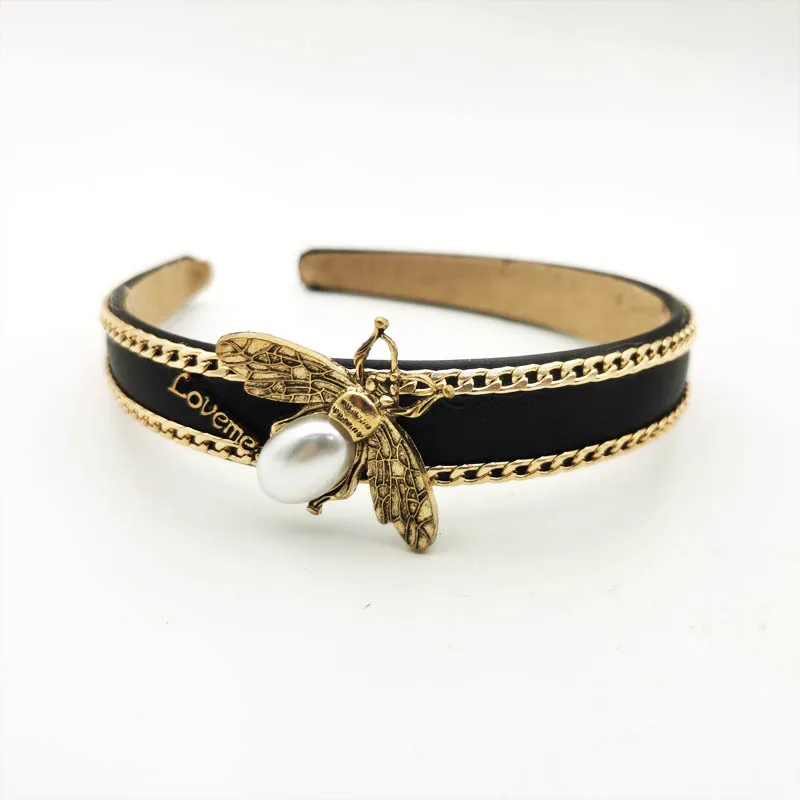

Vintage Style Hair Clip Hair Band Women Go Out Light Luxury Head Band Wide Edge Pearl Head Cave