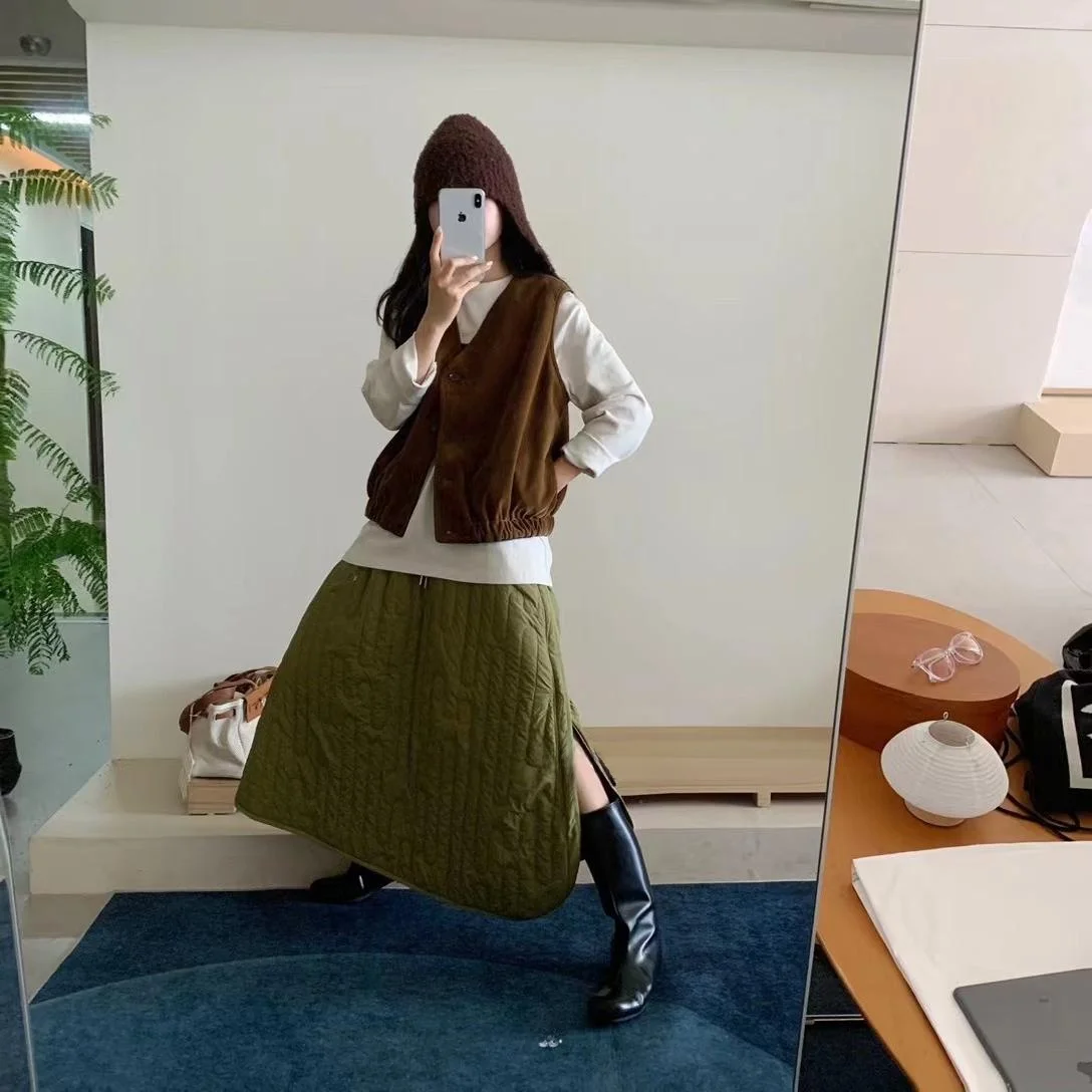 Яйцо. Двусторонняя одежда Два лица с различными материалами и цветами Теплая