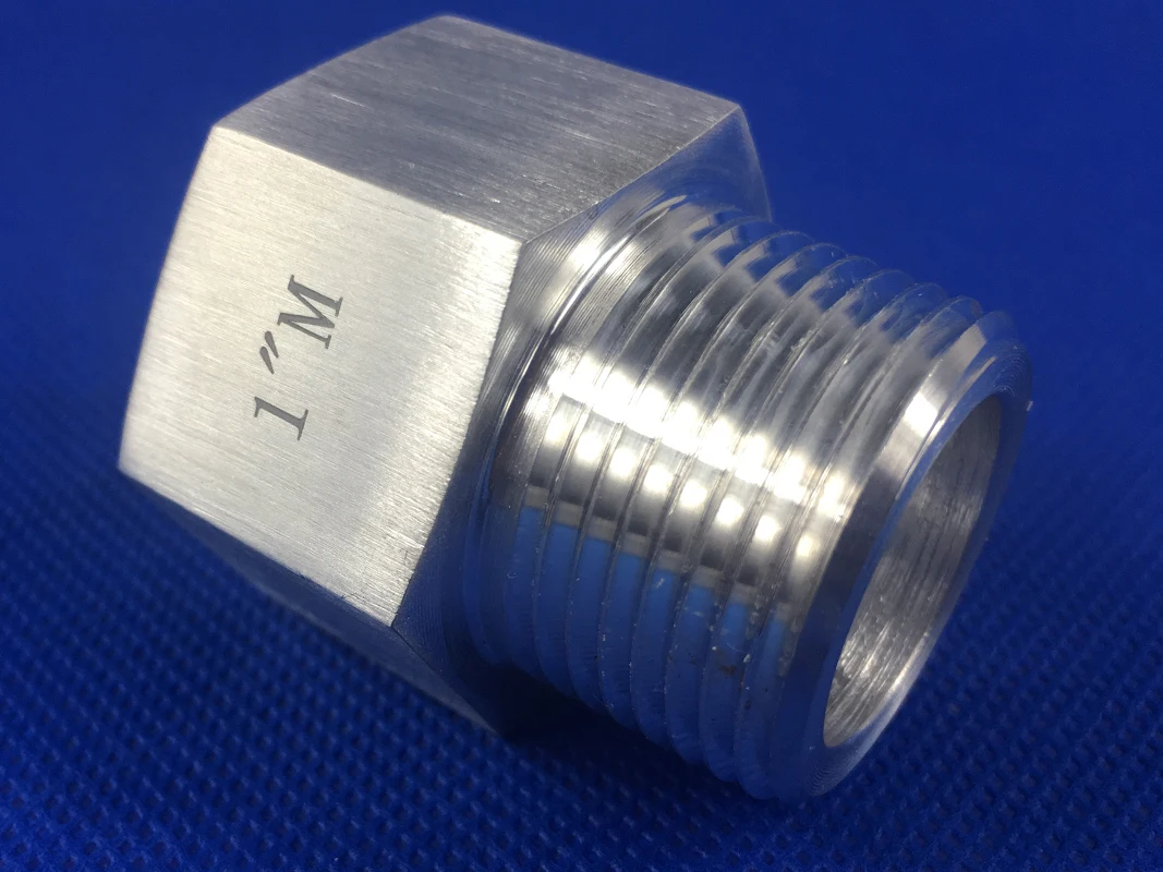 

Aluminum adaptor fitting 1" (DN25) NPT male to 1" (DN25) NPT female