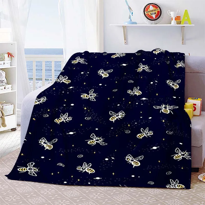

Pattern Flannel Throw Blanket Super Lightweight Comfortable Soft Warm Blanket Decor Kids Teen Travel Gift Bee Animal Insect Cute
