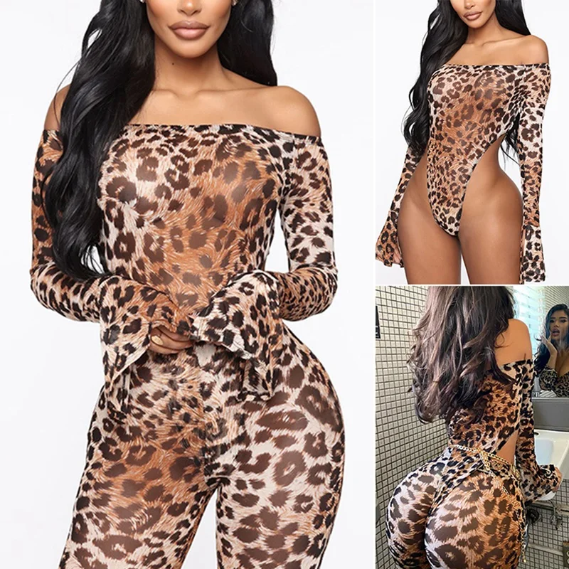 

Женское леопардовое боди с открытыми плечами и длинным рукавом