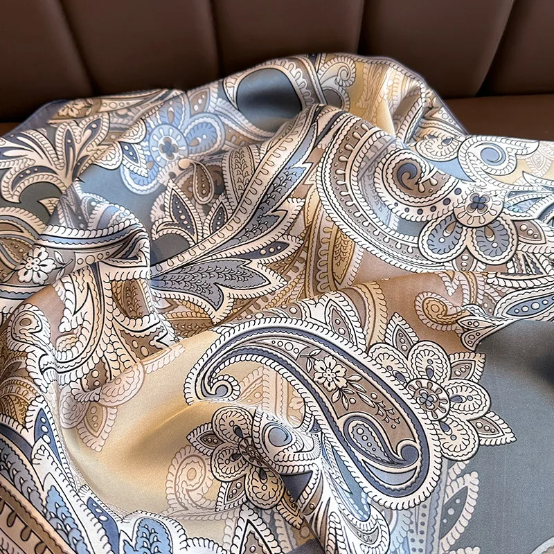 Рисунок 4 - Шарф «пейсли» унисекс