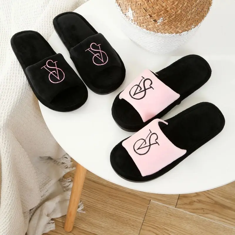 

New 2022 Male Female Soft Cloud Slippers Sneaker Men's Home Plush Fur Flip Flops Ladies Plus Size 44 45 Women Shoes