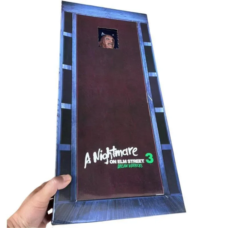 Фигурка-кукла Neca с подвижной коробкой 18 дюймов 45 см