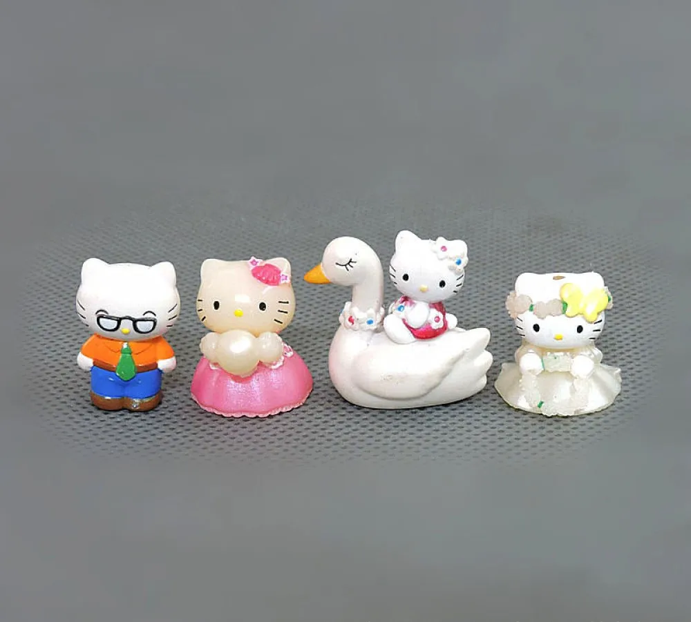 No Repeats 15-25 pcs Miniature Hello Kitty Dolls Figures for Family Kids Christmas Gift Playing Toys Mixed Seasons - купить по