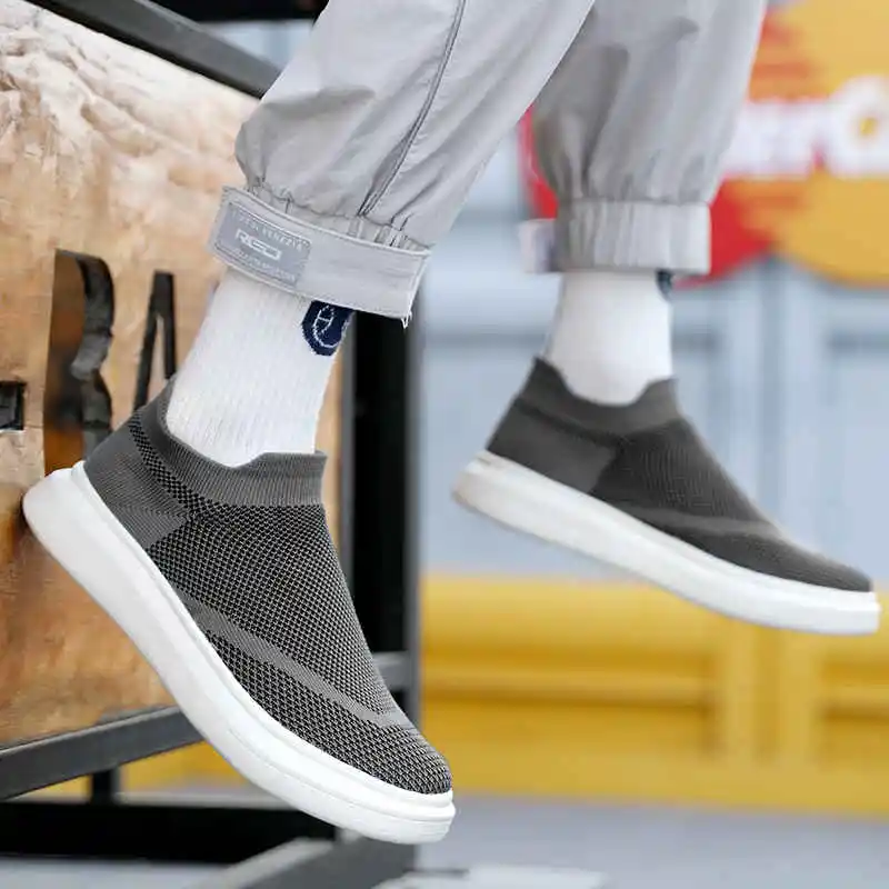 

Running Shoes Swiming Mens Sports Shoes Designer For Top Brand Summer Sneakers Husband Korean Sport Shoes Airmattress Tennis