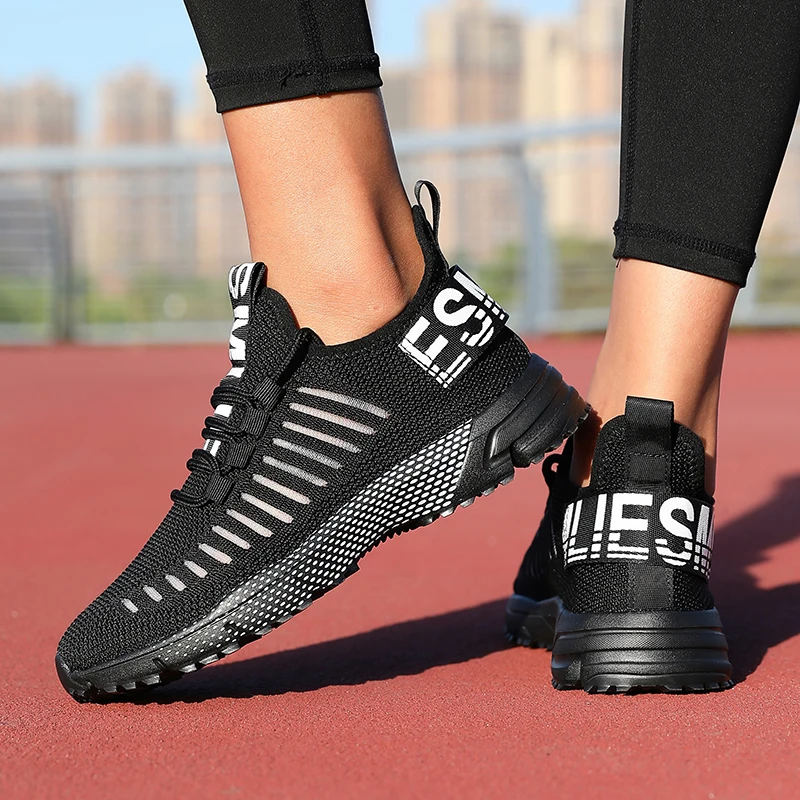 Женские летние кроссовки удобная повседневная обувь для бега с