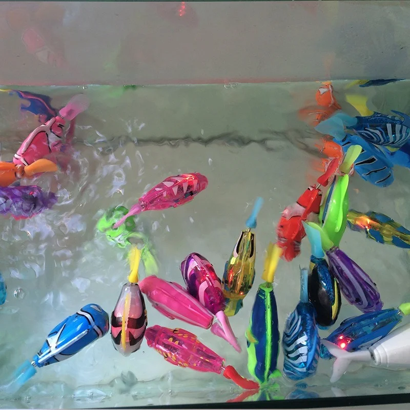 Электрическая рыба Cat Interactive Toy с световым водным плавающим роботом Pet Playing Toys Tank Ornaments Aquarium Decoration On.
