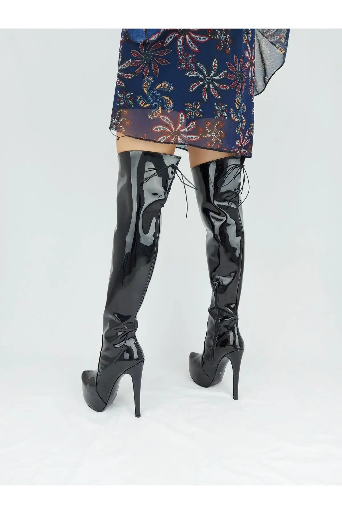 

Women's Fashion Handmade Special Patent Leather Laced High Heels Boot