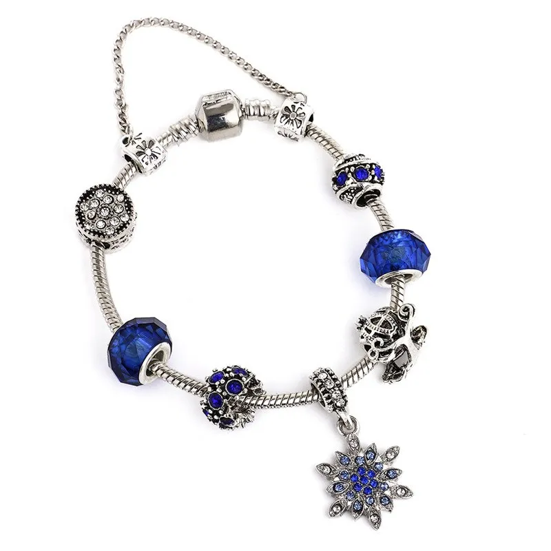 

Trending Products Blue Starry Sky Bracelet for Women DIY Fairy Tale Christmas Diamond Inlaid Snowflake Glass Beaded Bracelet
