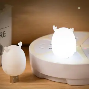 Светодиодный светильник в виде оленя, прикроватная лампа с зарядкой от USB для спальни, с функцией подключения к сети, подходит для детей, подарок для малышей
