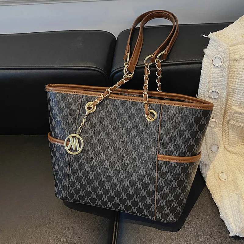 

Burminsa Letters Print Luxury Designer Large Tote Handbags For Women Trends 2022 Fashion Brand Office Ladies Chain Shoulder Bags