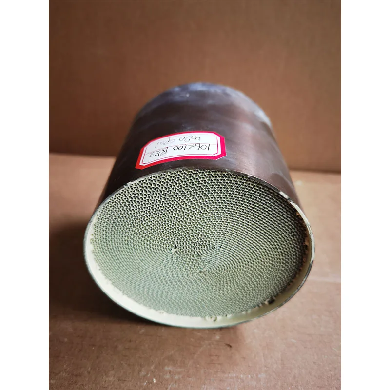 Универсальный металлический каталитический нейтрализатор 106*100 мм EURO 3 400 ячеек