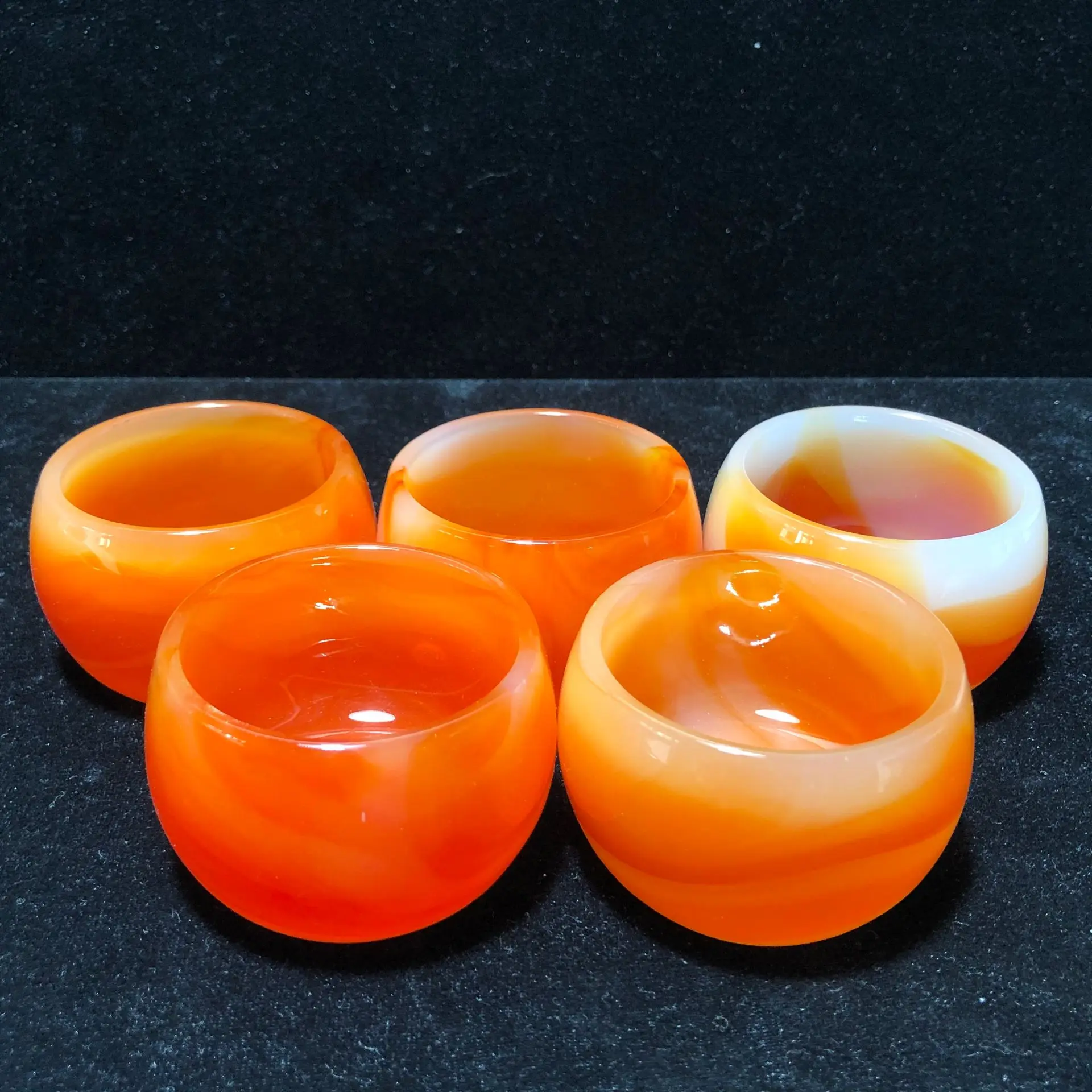 

65.9mm Artifical Red Agate Teacup Hand-Polished Feng Shui Crystals Quartz Mineral Home Decoration Handicraft Stone Carvings