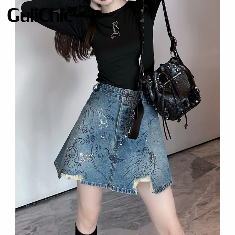 

12.10 GuliChic Women Cat Rhinestone Black Comfortable Stretch Slim T-Shirt Or Graffiti Frayed Hem Denim Skirt Set