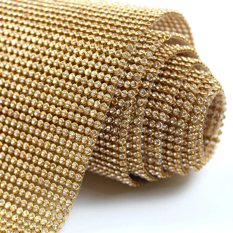 Алмазная алюминиевая сетка 45 см x 120 термоплавкое основание самоклеящаяся