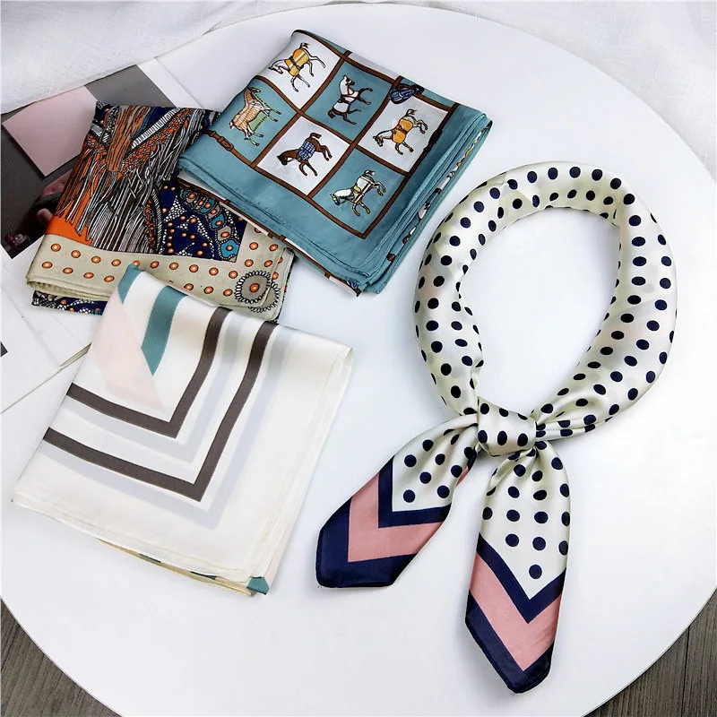 

Женский квадратный шарф в горошек, 22 цвета, 70 см