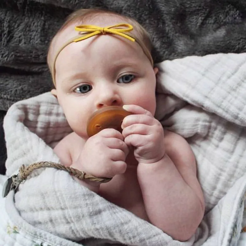 

New Weave Leather Baby Pacifier Clips Chain Dummy Clip Pacifier Holder Nipple Soother Chain For Baby Feeding Pacifier Chain Clip