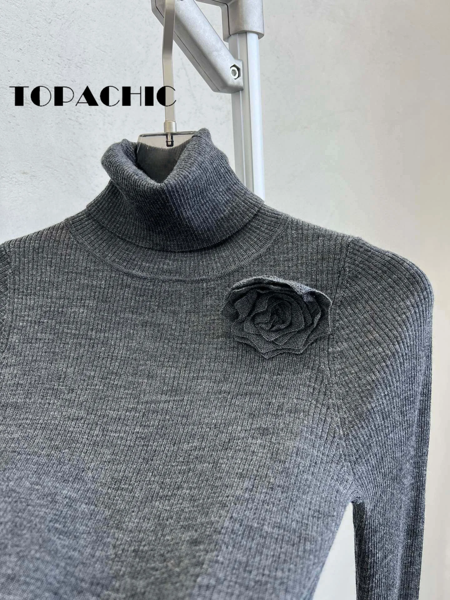 11.4 TOPACHIC-Женский однотонный тонкий свитер из шерстяной вязки с розами и
