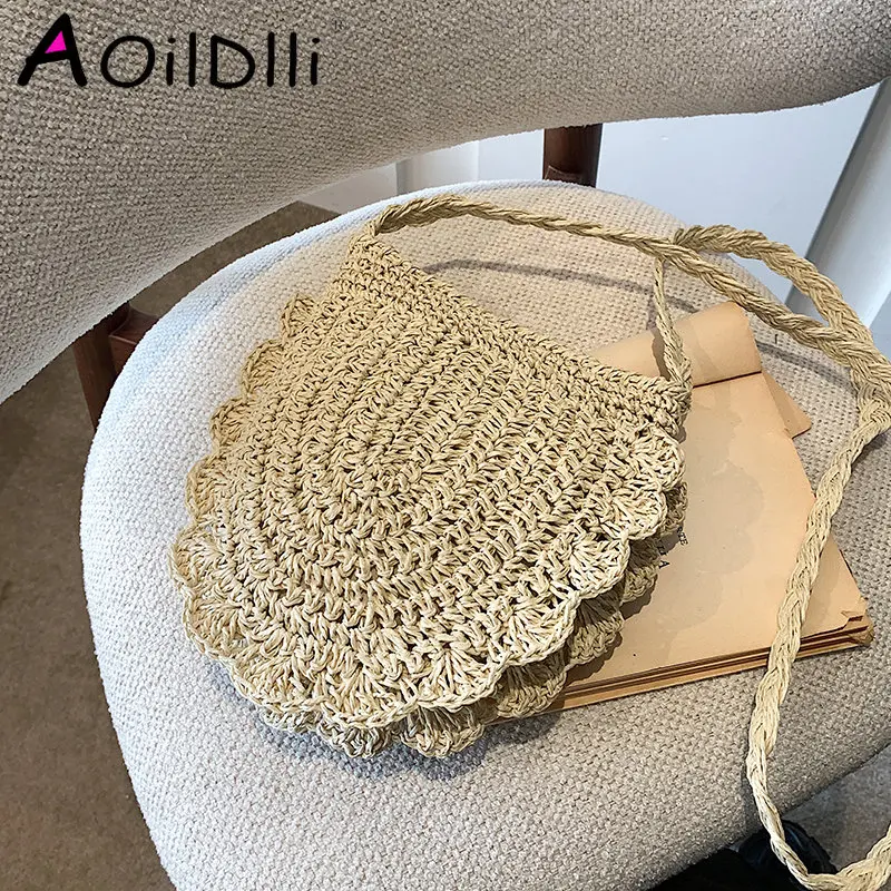 

Летняя полукруглая Соломенная Сумка для женщин, сумка-мессенджер через плечо с декоративными кисточками, Повседневная пляжная сумка-мешок