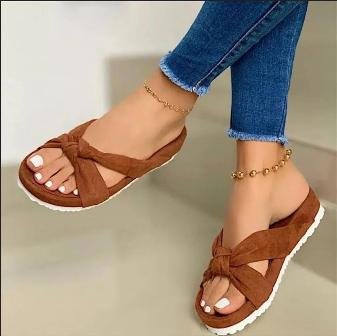 

New Fashion Simple Casual All-match Sandals Slippers Women's Thick Sole Suede woman slippers womens shoes
