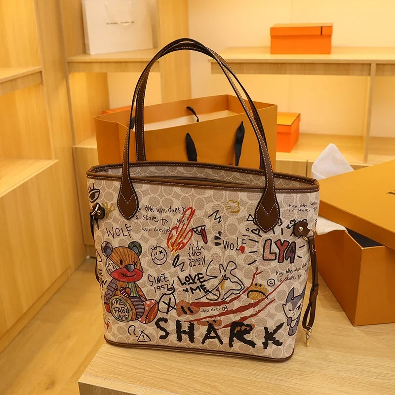 

Large Bag Tote Graffiti Higher Fashions Bucket Bag Women's Quality Bear Female Handbag Designer Luxury Cute