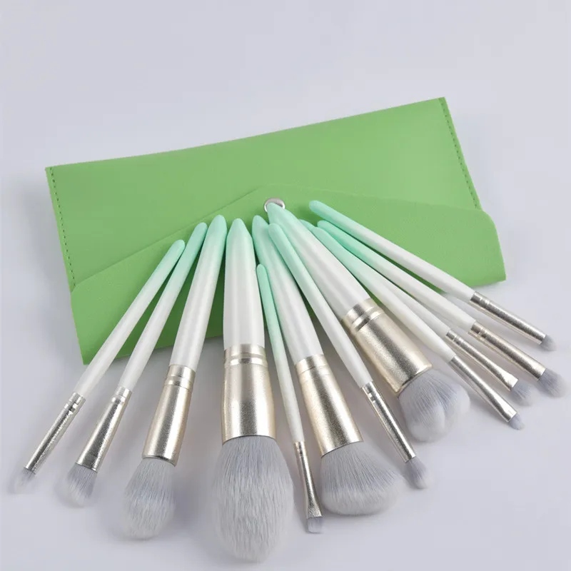 

12pcs Makeup Brush Set Makeup Concealer Brush Blush Loose Powder Brush Eye Shadow Highlighter Foundation Brush Beauty Tools