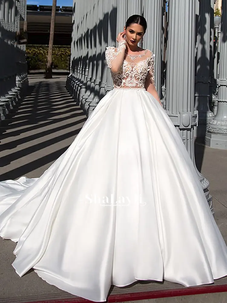 

Sexy Elegant Wedding Dress 3d Three-Dimensional Applique Plus Satin And Round Neck Long Sleeve A-Line Dress Customization