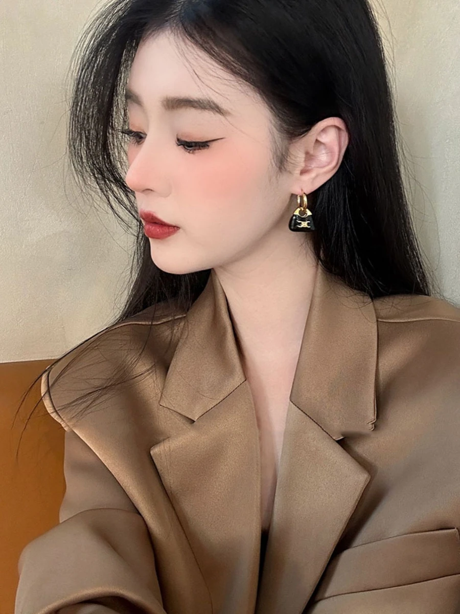 Paris [] Doro Arc De Earrings Women Light Luxury Black Enamel High-Grade Fashion