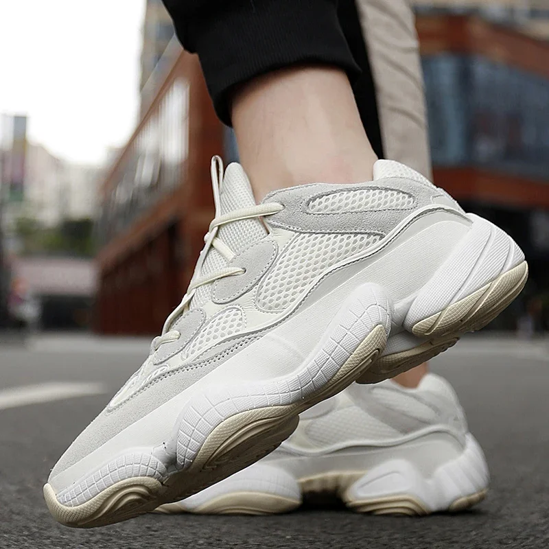 Кроссовки женские из ПУ кожи Вулканизированная массивная подошва повседневная