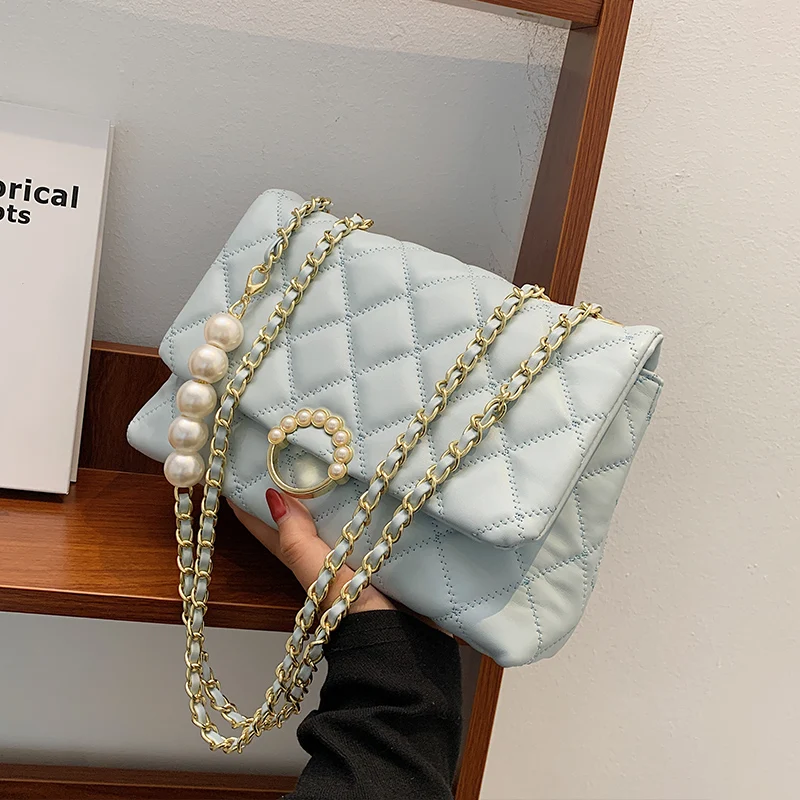

Diamond Lattice Chain Design Handbag for Women Shoulder Armpit Small Square Peal Bags 2022 Fashion Beading Messenger Bag