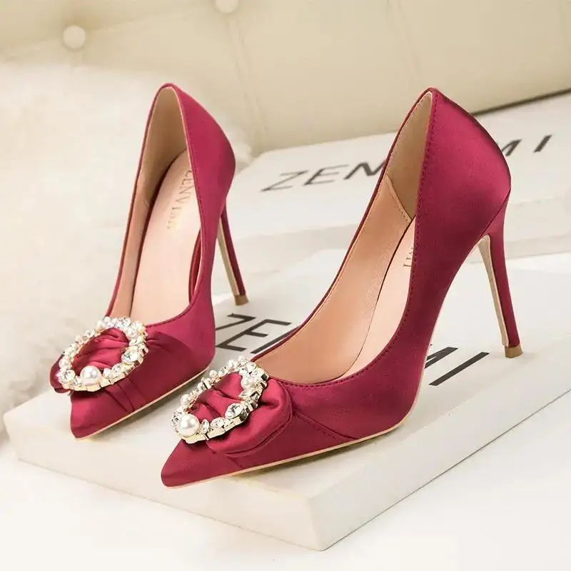 

Женские милые атласные туфли-лодочки цвета красного вина, на высоком каблуке, модные офисные туфли для вечевечерние НКИ, клуба, C131, на весну