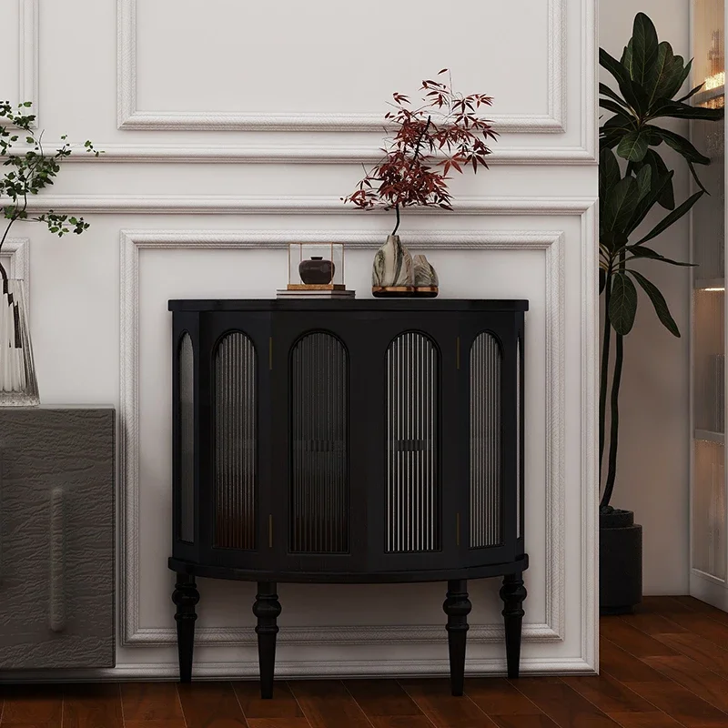 Шкаф-органайзер со стеклянными дверцами для хранения украшений в скандинавском