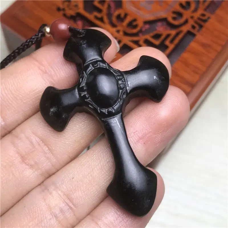 Новая магнитная подвеска из искусственного нефрита с зелеными чернилами