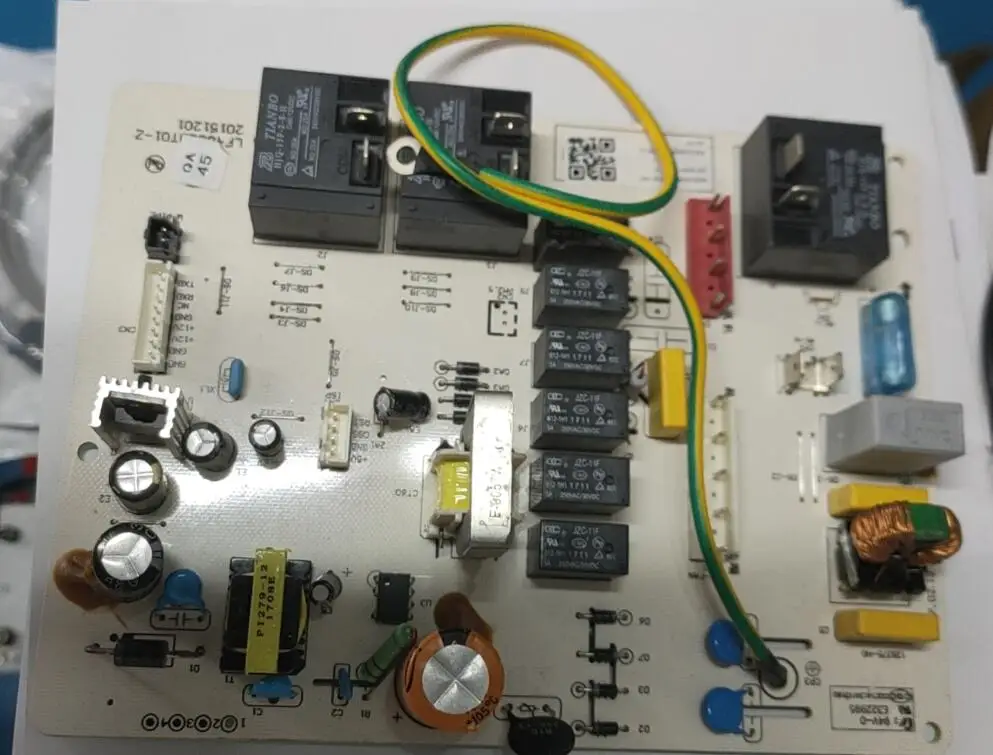 Задняя панель управления кондиционированием