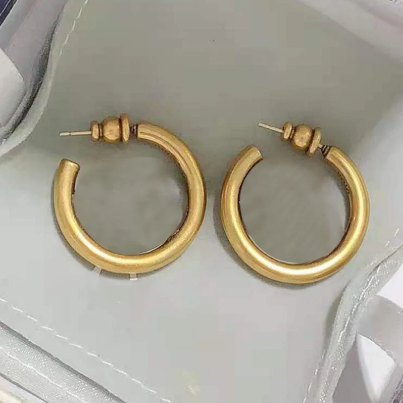 

ls High quality fashion earrings earrings for women