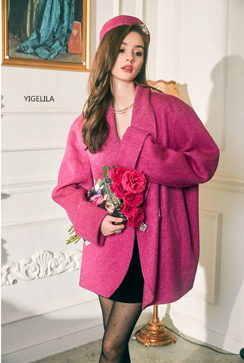 YIGELILAi Wu Шерстяное пальто 2024 зимнее розово-красное ромбовидное с пуговицами