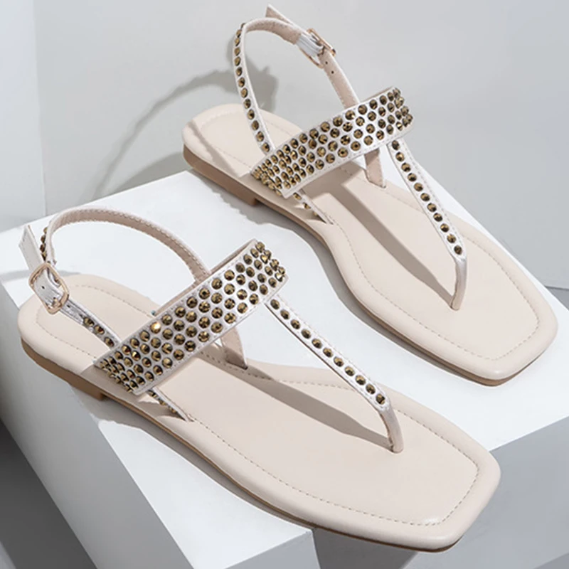 New Women's Flat Sandals Fashion Rivets Design Square Head  Buckle Feet Flip-flops Beach Slippers 2023 New Sandals Woman Shoes