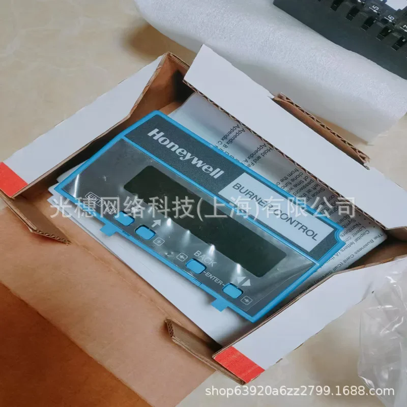 Фото Модуль ПЛК Honeywell HC900 900C75-0560 2026 года выпуска, 900G04-0101, 900G03-02020 №4