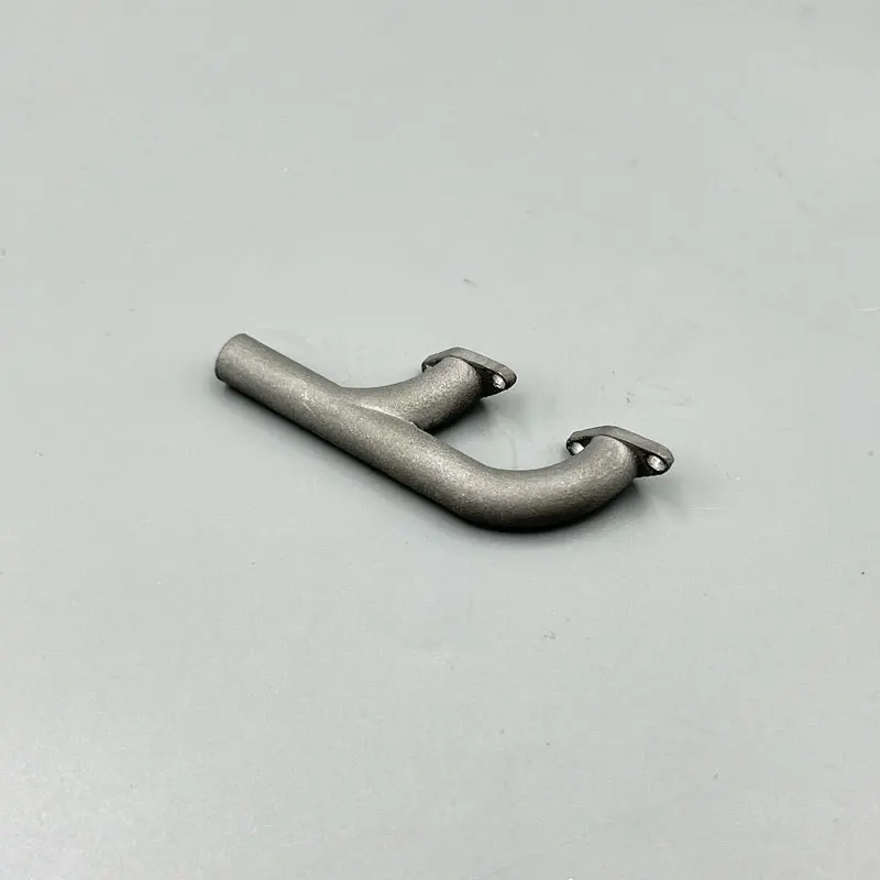 Выхлопная труба с винтовыми металлическими аксессуарами для двухцилиндрового