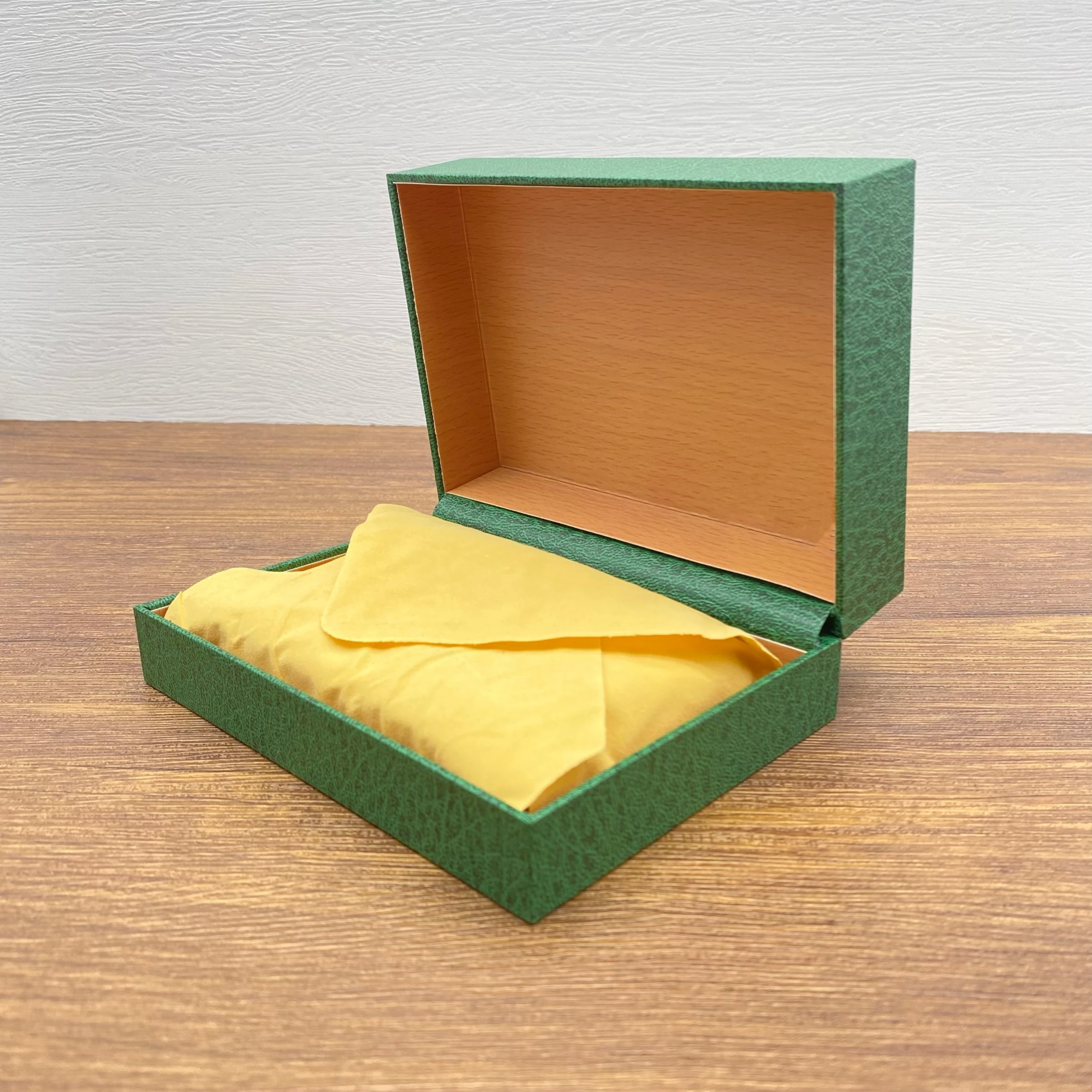 Factory Direct Sales Luxury Brand Permanent Environmental Protection Watch Box Wooden Box Watch Paper English Brochure Storage