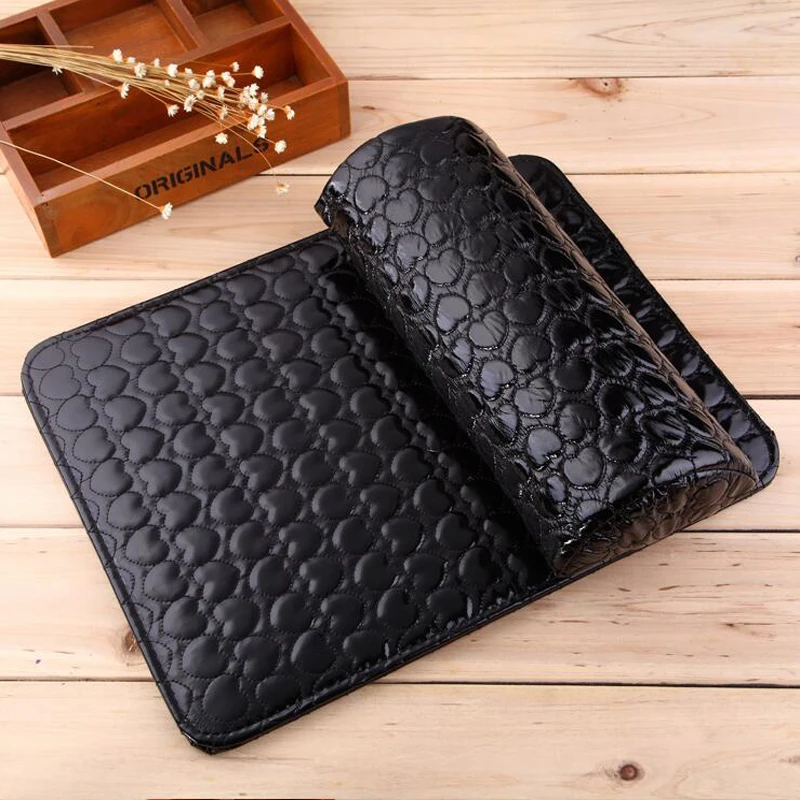 

Professional Hand Cushion Holder Soft PU Leather Sponge Arm Rest Love Heart Design Nail Pillow Manicure Art Beauty Nail Mat Pad